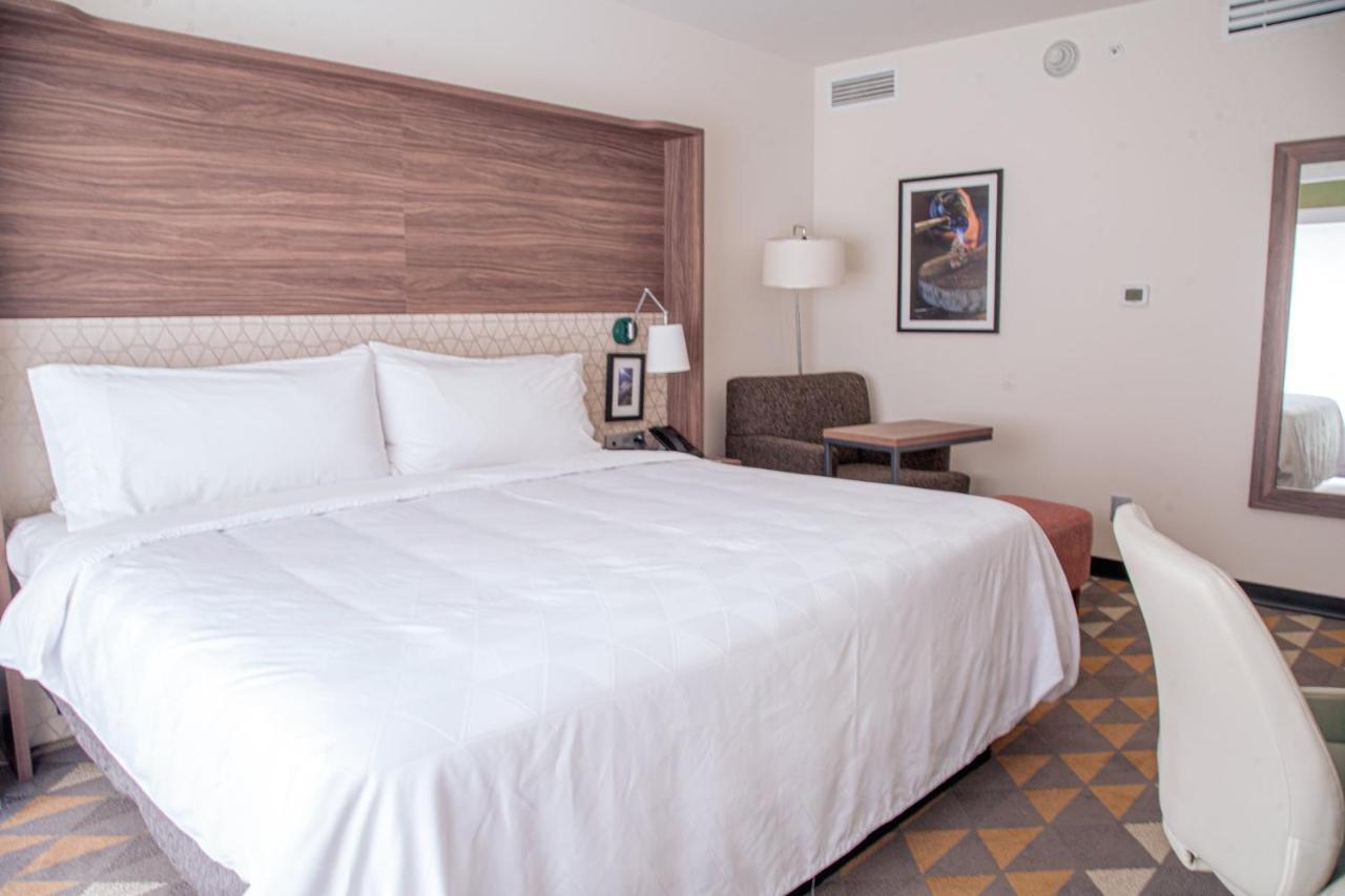 Holiday Inn Tlaxcala By Ihg Exterior photo